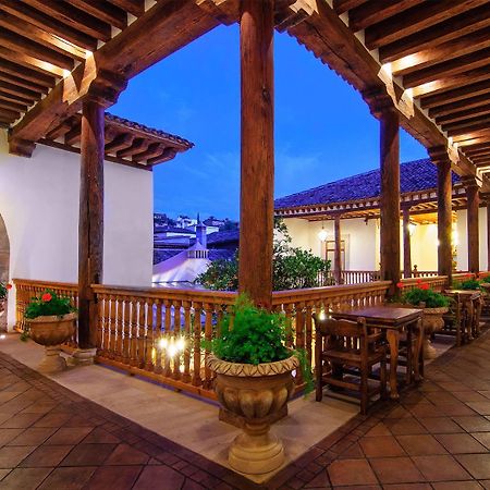 Hotel Casa del Naranjo Patzcuaro Bagian luar foto