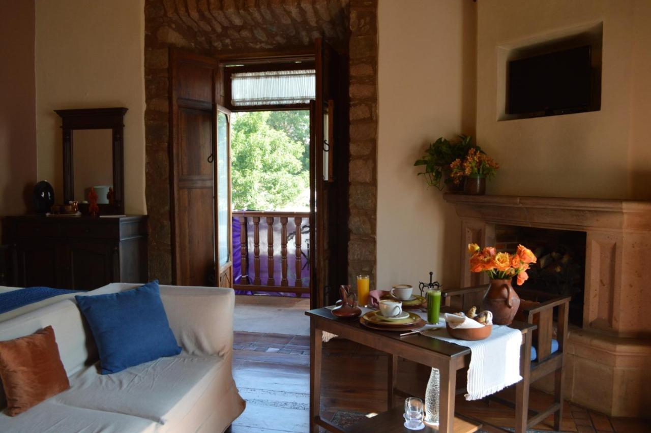 Hotel Casa del Naranjo Patzcuaro Bagian luar foto