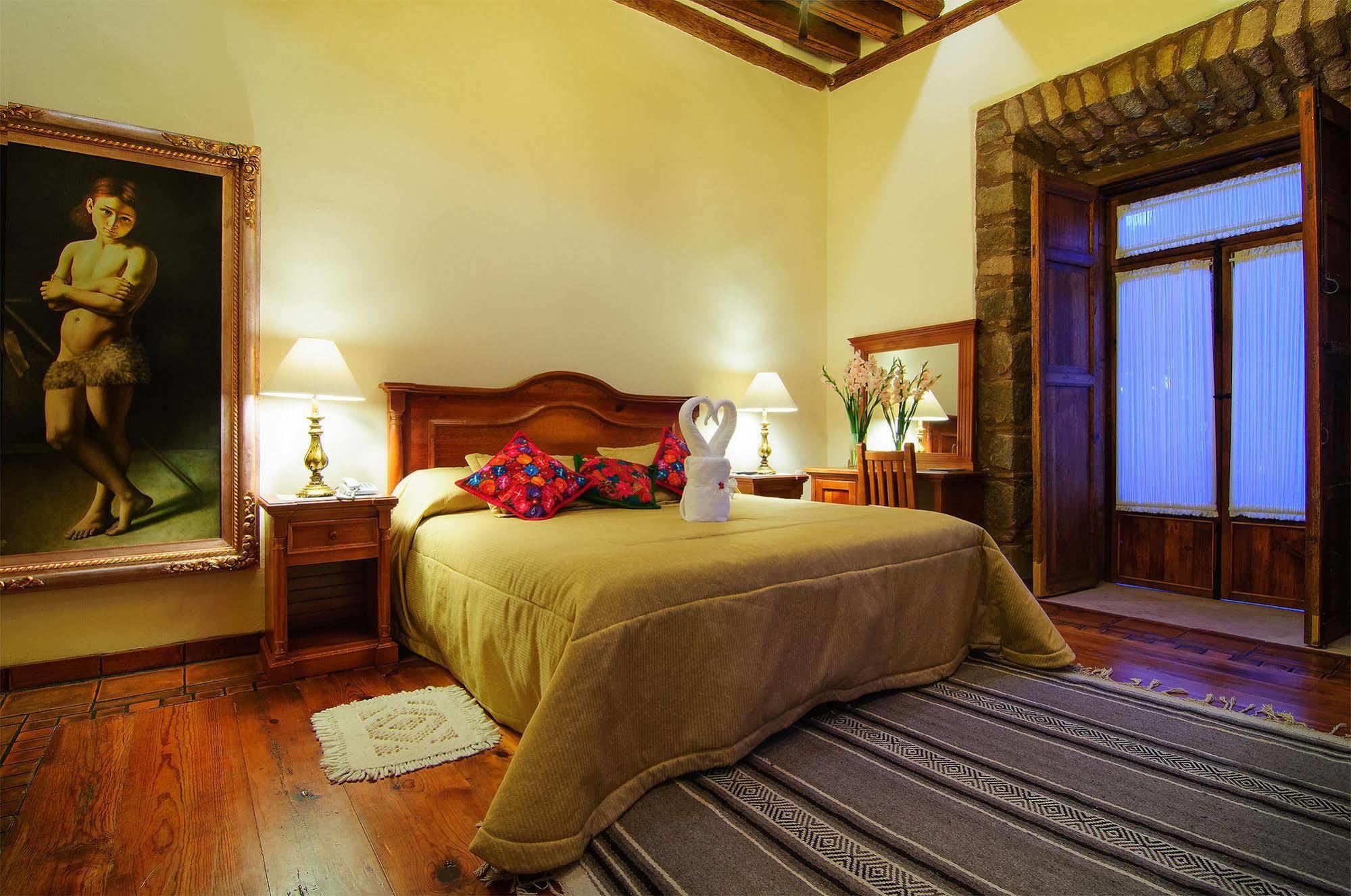 Hotel Casa del Naranjo Patzcuaro Bagian luar foto